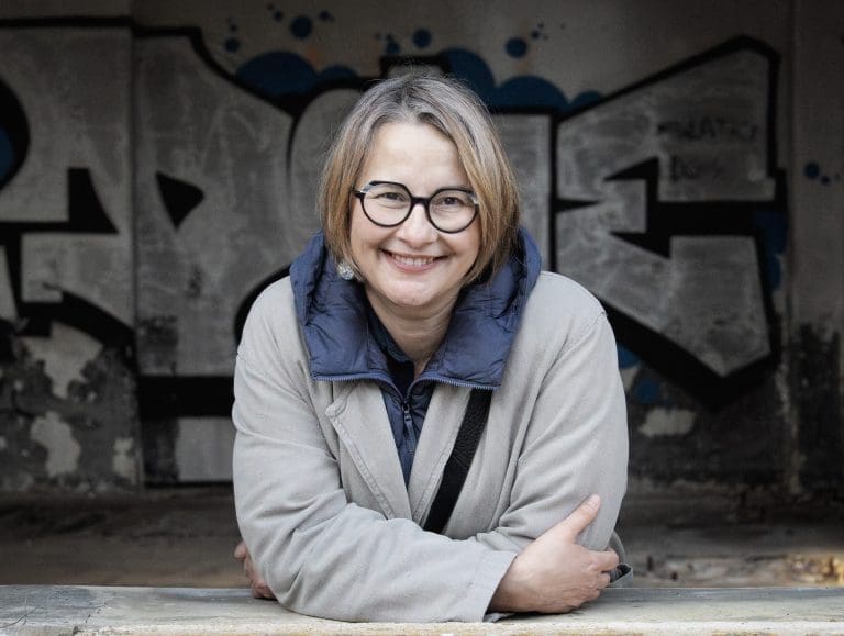 Tanja Petrović o JNA iz ugla onih koji su je služili: Sjećanja na kasarne, drugarstvo i izgubljenu zemlju 