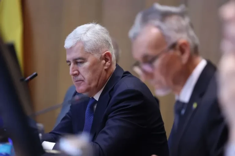 Čović nakon rasprave o budžetu: “Ovo je posljednji dan saziva uz opoziciju u vlasti”