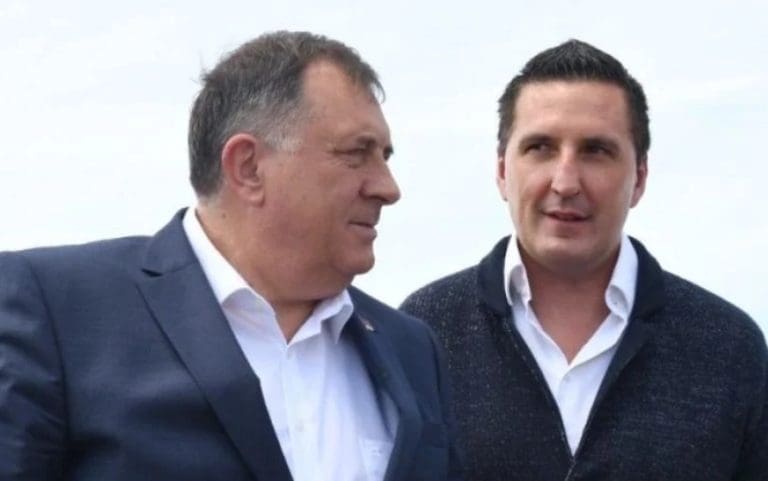 Radnici “Sarajevo-gasa IS” stali uz Nedeljka Eleka: Njegova smjena ugrozila bi ključne projekte