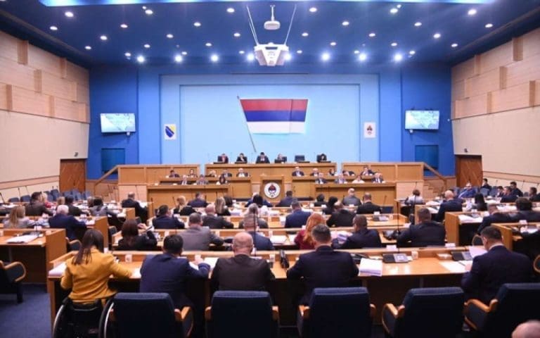 Vukanović i Crnadak nisu podržali veto Željke Cvijanović